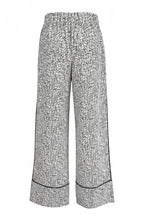 Pantaloni voile